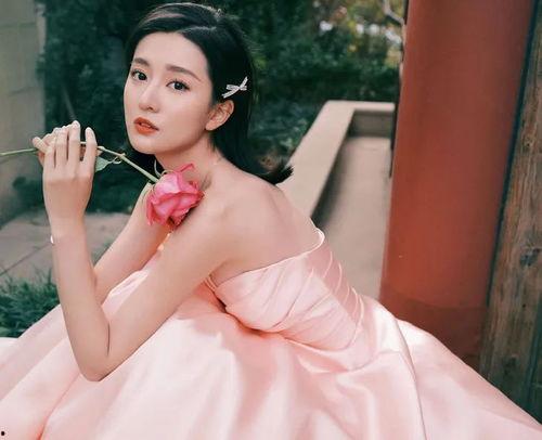 吃瓜群众乔欣是谁啊视频,她是谁?