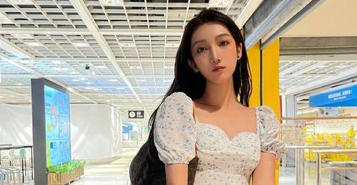 美娜吃瓜群众是哪一集,揭秘明星背后的真实生活