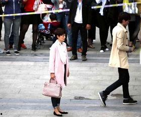 张大大直播现场吃瓜群众